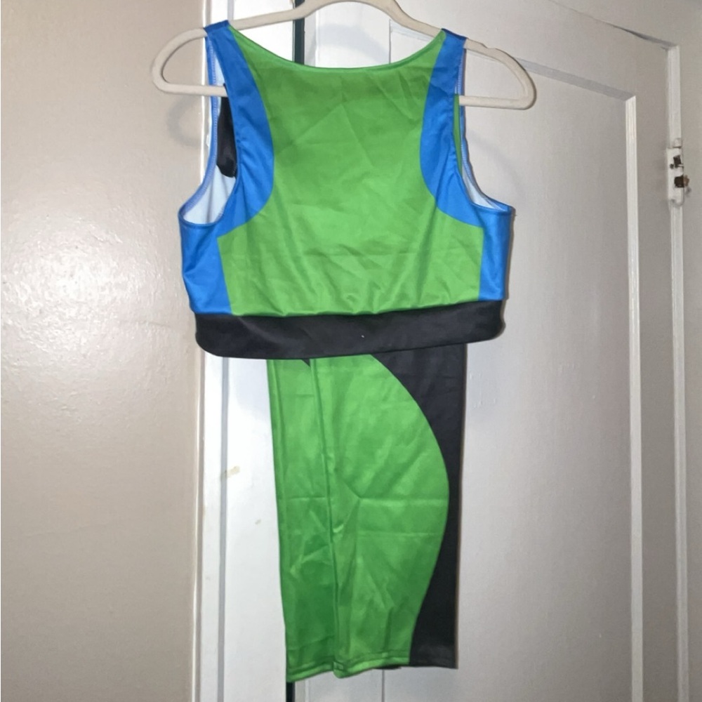 Green Athletic Set